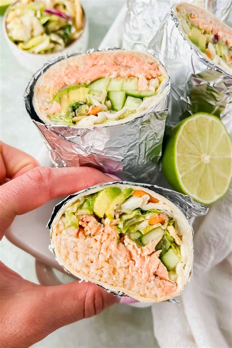 How many calories are in sabores fish burrito - calories, carbs, nutrition