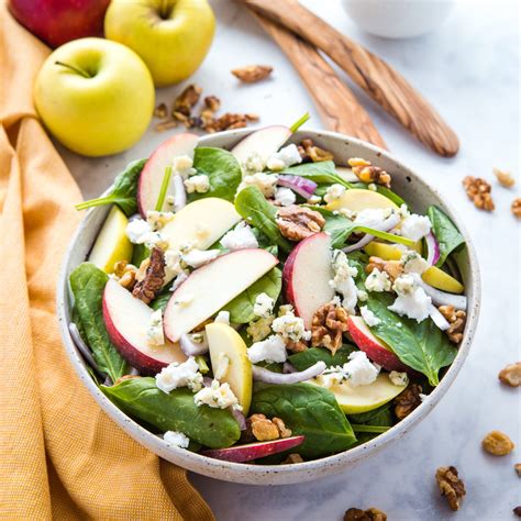 How many calories are in salad apple walnut (bison) - calories, carbs, nutrition