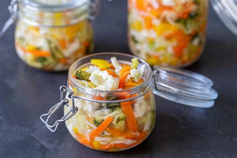 How many calories are in salad vegetables pickled mexican 1 oz - calories, carbs, nutrition