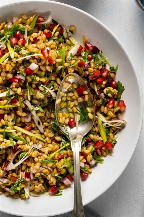 How many calories are in salad wheat berry southwestern 3 oz - calories, carbs, nutrition