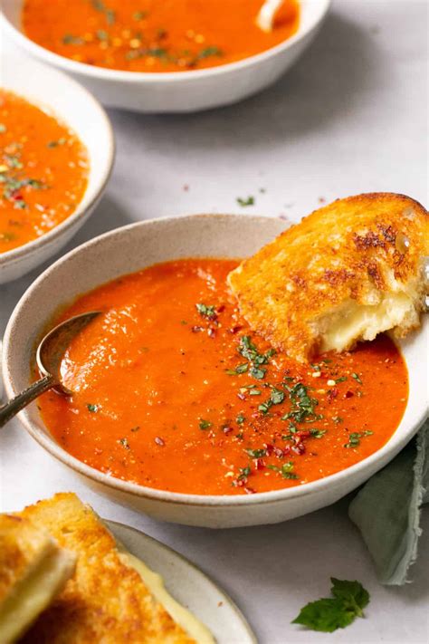 How many calories are in sand grilled cheese tomato soup 6 oz - calories, carbs, nutrition