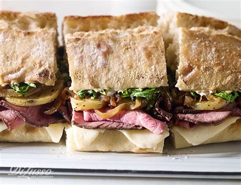 How many calories are in sand roast beef country ciabatta & cranberry pecan salad - calories, carbs, nutrition