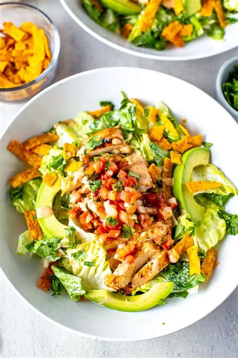 How many calories are in santa fe chicken salad - calories, carbs, nutrition