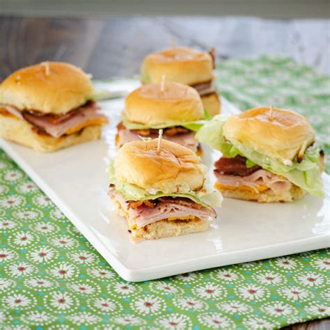 How many calories are in santa fe club sliders with crudites - calories, carbs, nutrition
