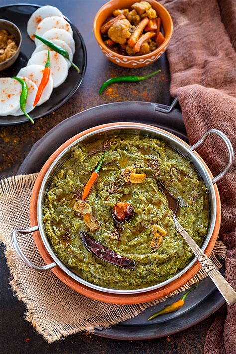 How many calories are in sarson ka saag - calories, carbs, nutrition