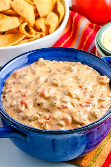 How many calories are in sauce chile con queso quick start lb - calories, carbs, nutrition