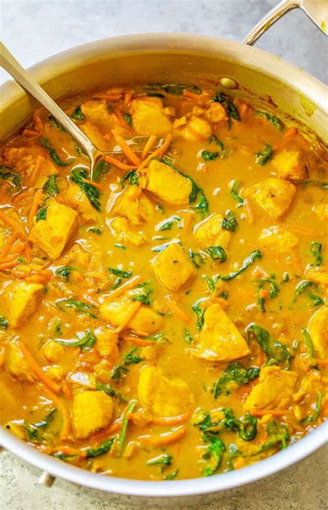 How many calories are in sauce coconut curry yellow mild 1/2 cup - calories, carbs, nutrition