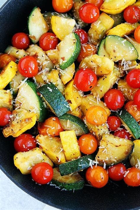 How many calories are in sauta©ed summer squash with tomato - calories, carbs, nutrition