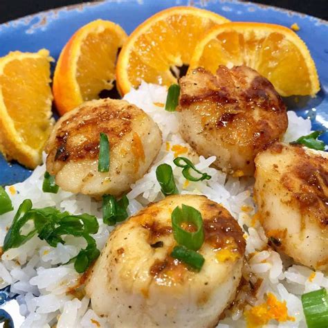How many calories are in sauteed bay scallops - calories, carbs, nutrition