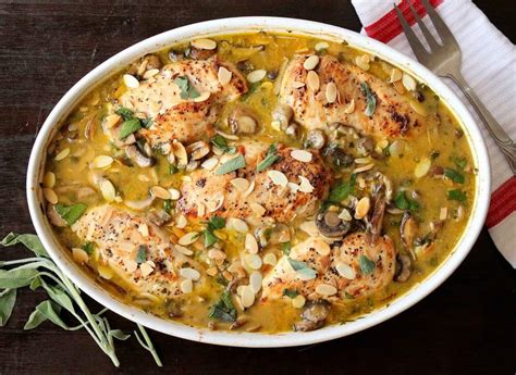 How many calories are in sauteed chicken with mushroom sage cream sauce - calories, carbs, nutrition