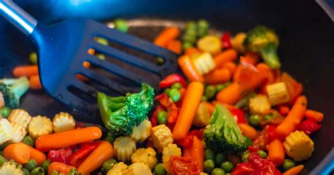 How many calories are in sauteed vegetables - calories, carbs, nutrition