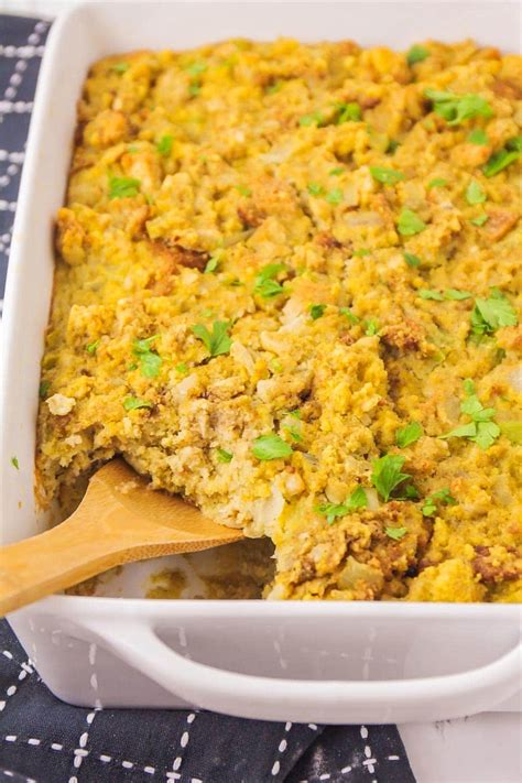 How many calories are in savory cornbread stuffing - calories, carbs, nutrition