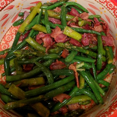 How many calories are in savory green beans (34655.1) - calories, carbs, nutrition