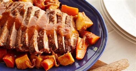 How many calories are in savory pot roast - calories, carbs, nutrition