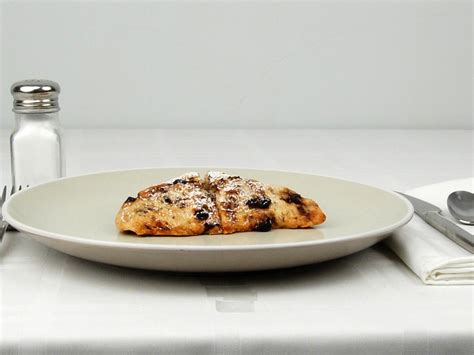 How many calories are in scottish adventure box (blueberry scone) - calories, carbs, nutrition