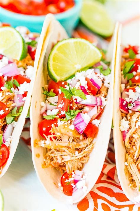 How many calories are in shredded chicken tacos (2 each) - calories, carbs, nutrition