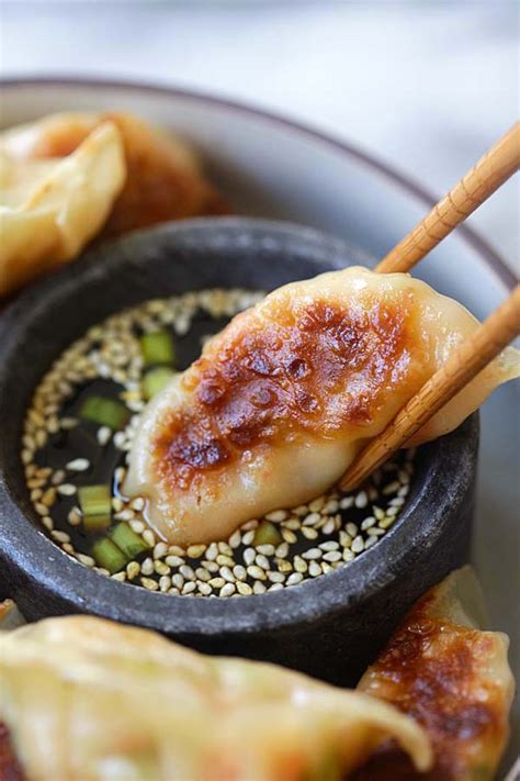 How many calories are in shrimp gyoza - calories, carbs, nutrition