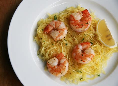 How many calories are in shrimp spiedini, spaghetti and squash - calories, carbs, nutrition