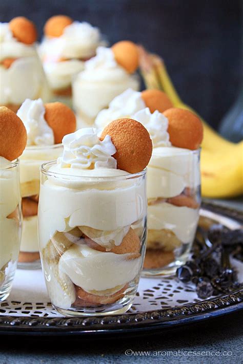 How many calories are in simply fresh small banana pudding parfait - calories, carbs, nutrition