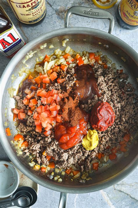 How many calories are in sloppy joe, in a savory tomato sauce - calories, carbs, nutrition