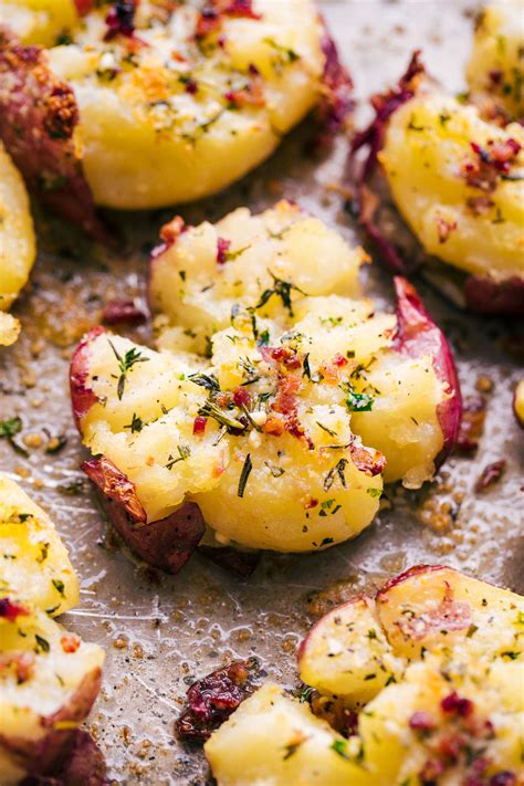 How many calories are in smashed potatoes with aromatic herbs - calories, carbs, nutrition