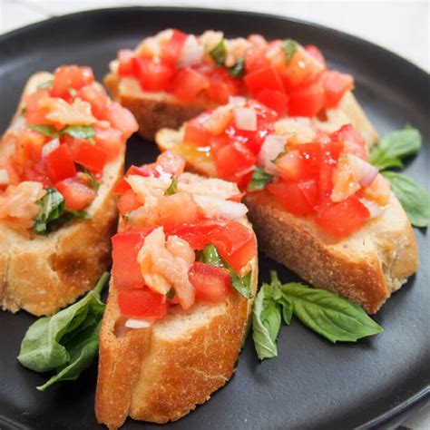 How many calories are in smoked salmon bruschetta - calories, carbs, nutrition