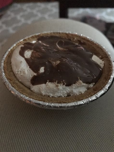 How many calories are in smore pie topper - calories, carbs, nutrition