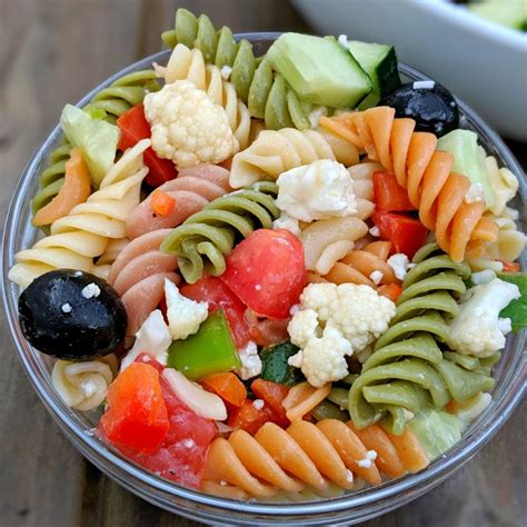 How many calories are in snack cup pasta salad - calories, carbs, nutrition