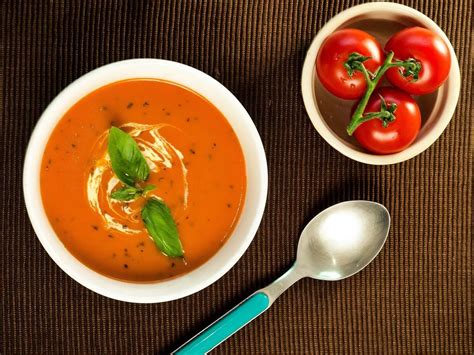 How many calories are in soup,tomato basil (bostwick) - calories, carbs, nutrition