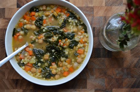 How many calories are in soup tuscan kale & bean campbells 8 oz - calories, carbs, nutrition