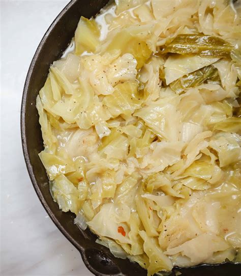 How many calories are in southern style cabbage - calories, carbs, nutrition