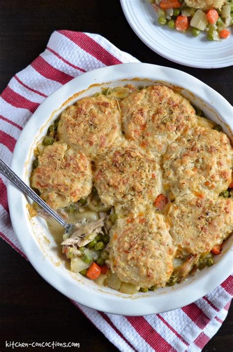 How many calories are in southern turkey pot pie, over biscuit - calories, carbs, nutrition