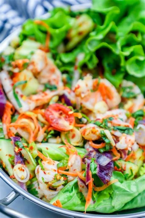 How many calories are in spicy seafood salad - calories, carbs, nutrition