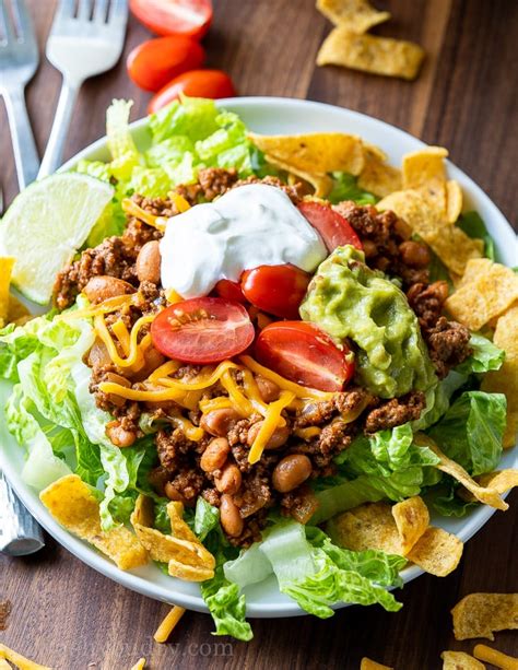 How many calories are in spicy two-bean taco salad - calories, carbs, nutrition