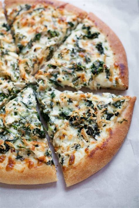 How many calories are in spinach alfredo pizza - calories, carbs, nutrition