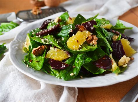 How many calories are in spinach and beet salad - calories, carbs, nutrition