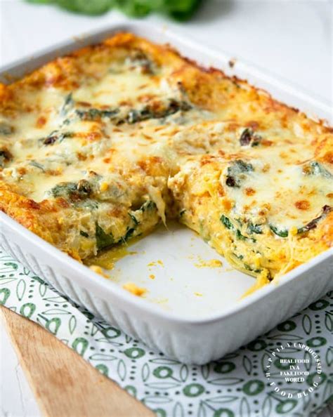 How many calories are in spinach butternut squash lasagna with balsamic tomato artichoke salad - calories, carbs, nutrition