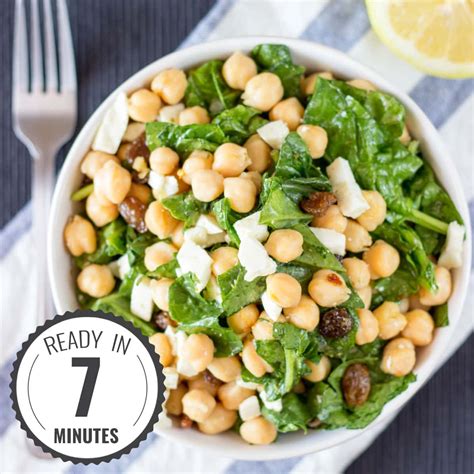 How many calories are in spinach chickpea salad - calories, carbs, nutrition