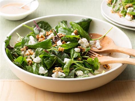 How many calories are in spinach goat cheese salad - calories, carbs, nutrition
