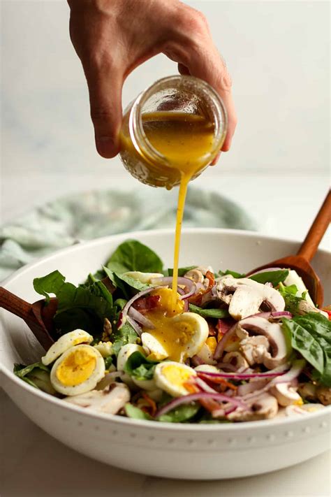 How many calories are in spinach salad dressing - calories, carbs, nutrition