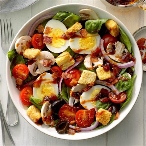 How many calories are in spinach salad with hot bacon dressing - calories, carbs, nutrition