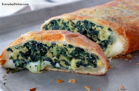 How many calories are in spinach stromboli - calories, carbs, nutrition