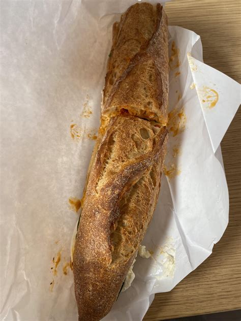 How many calories are in steak and egg baguette - calories, carbs, nutrition