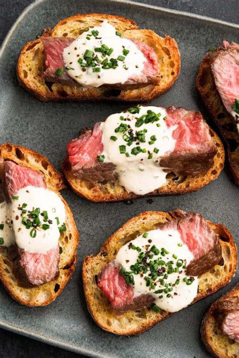 How many calories are in steak baguette with horseradish sauce - calories, carbs, nutrition