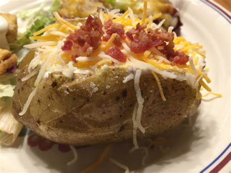 How many calories are in steakhouse baked potato - calories, carbs, nutrition