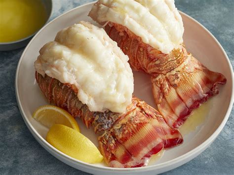 How many calories are in steamed lobster tail - calories, carbs, nutrition