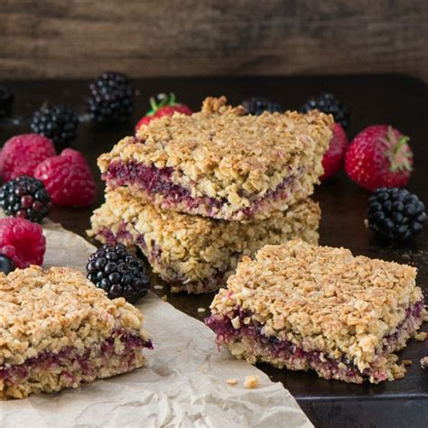 How many calories are in summer berry flapjack - calories, carbs, nutrition