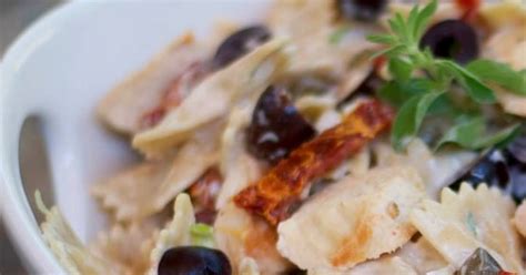 How many calories are in sun dried tomato and kalamata olive chicken - calories, carbs, nutrition