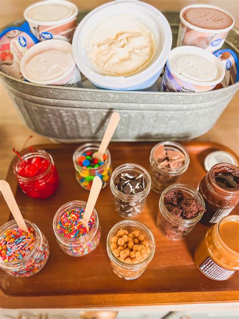 How many calories are in sundae bar - calories, carbs, nutrition