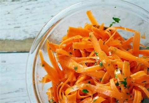 How many calories are in sunshine carrot salad: carrots snow peas jalapeno peppers lime juice and olive oil (109687.0) - calories, carbs, nutrition